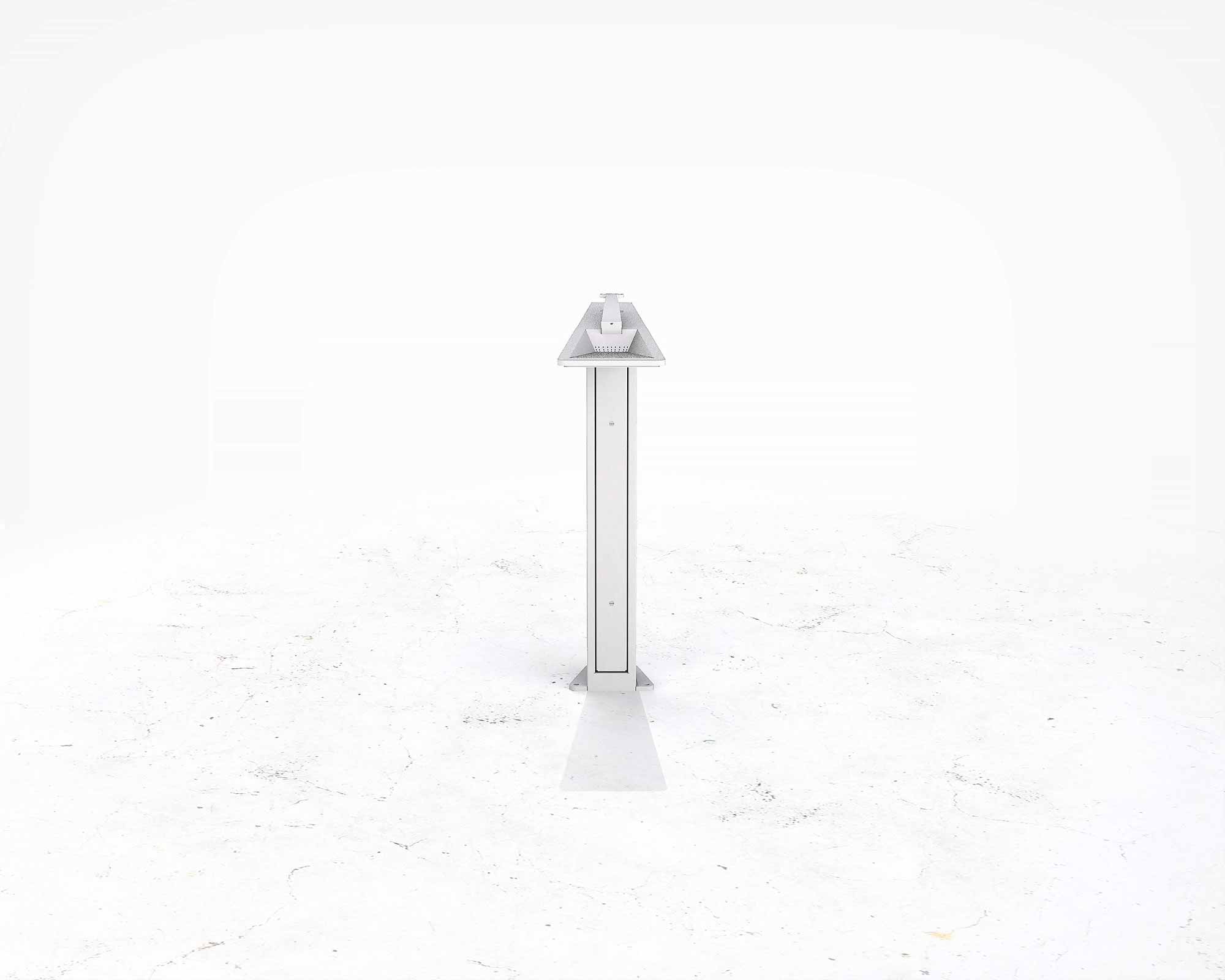 Street and Garden –CRUISER -Drinking-Fountain—Front