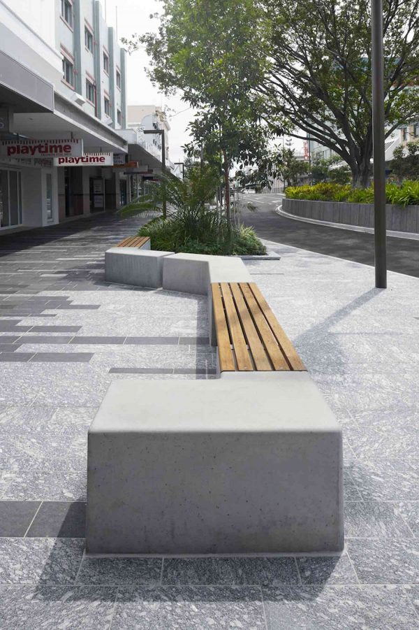 Flinders Street – Street and Garden Street Furniture Project